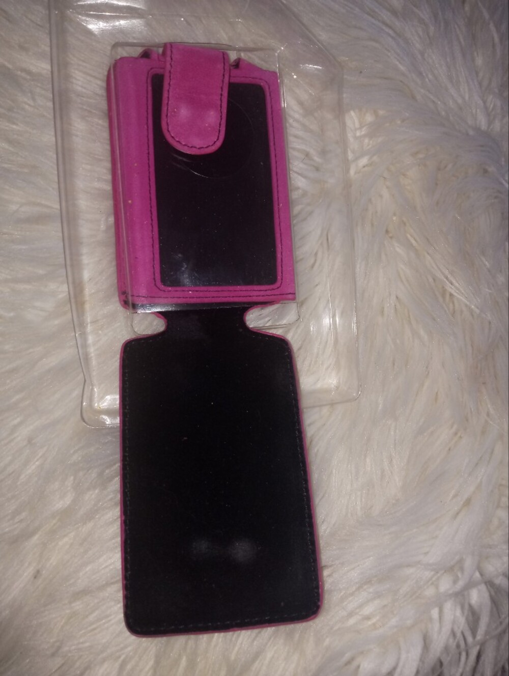 Leather case - Picture 3 of 3